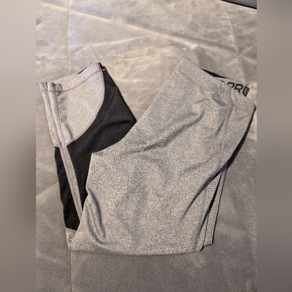 Nike Pro leggings